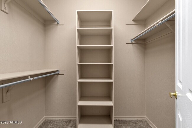 Building Photo - 12438 N Saguaro Blvd