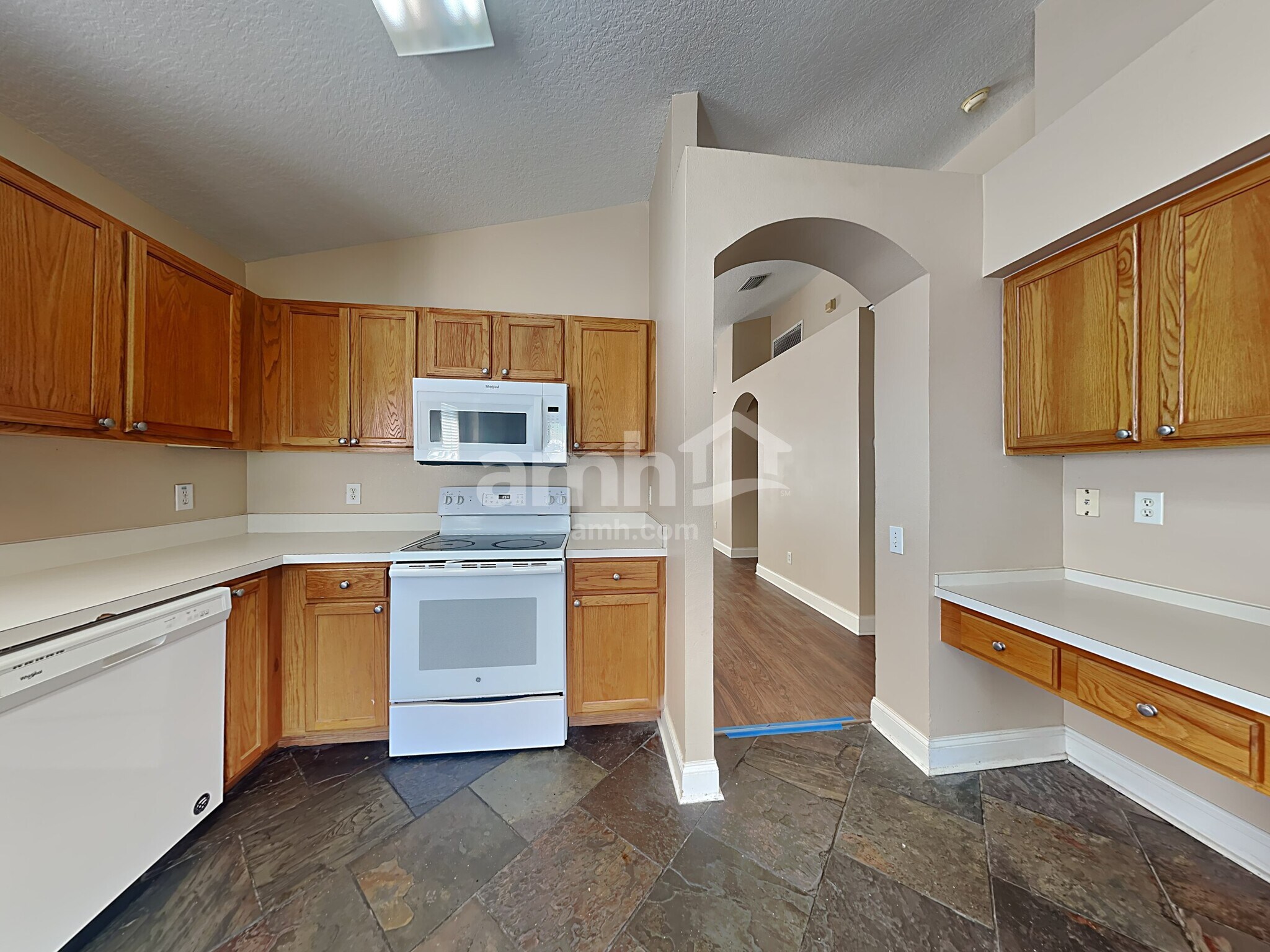 Building Photo - 10412 Soaring Eagle Dr