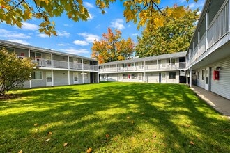 Building Photo - 520 Massillon Rd