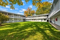 Building Photo - 520 Massillon Rd