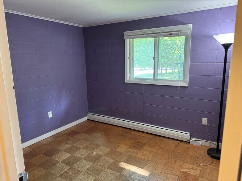 Building Photo - 5418 Starker Ave