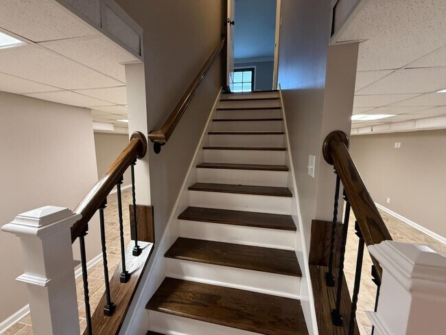 Building Photo - 3125 Hwy 49 E