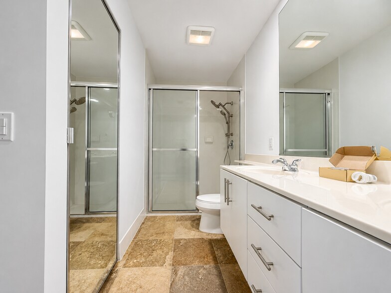 Building Photo - 28869 Vermillion Ln