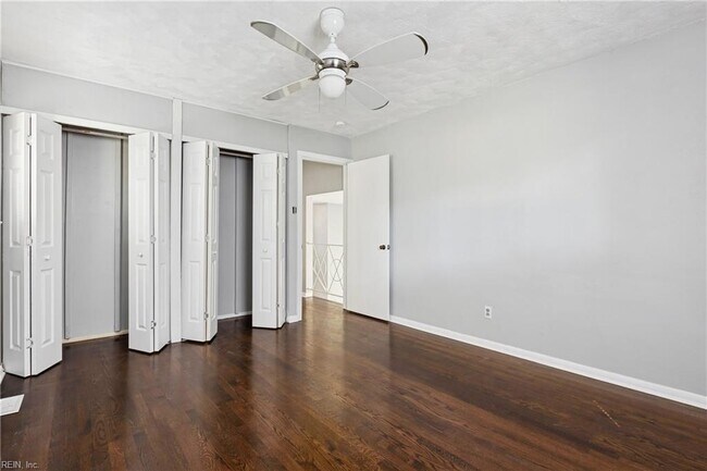 Building Photo - 301 Pepper Mill Ct