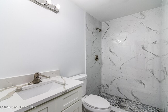 Building Photo - 828 Angela Ave