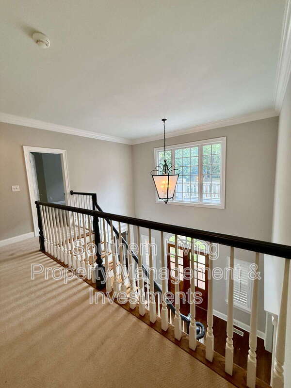 Building Photo - 1806 Asbury Hall Ct