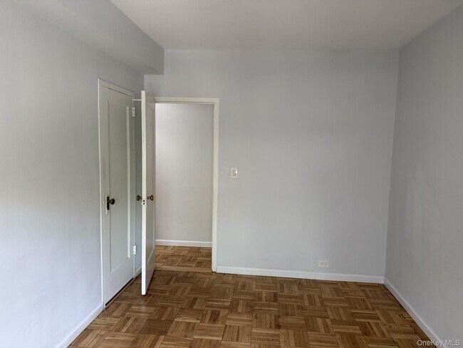 Building Photo - 1505 Archer Rd