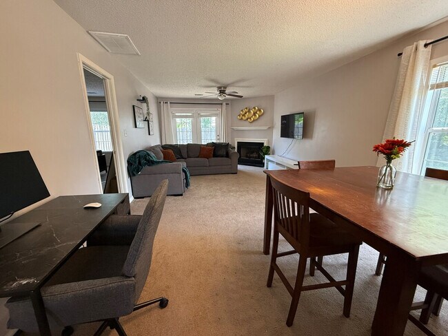 Building Photo - 148 Deer Hound Trail