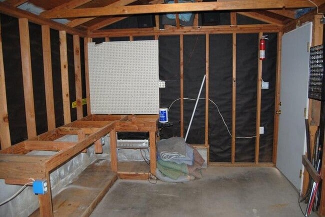 Building Photo - Cute Home in Antelope for Rent!