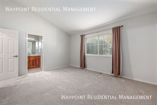 Building Photo - 4917 N Contour Way