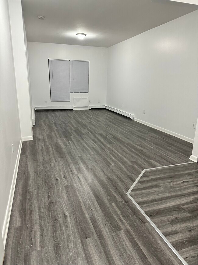 Living room - 12602 172nd St