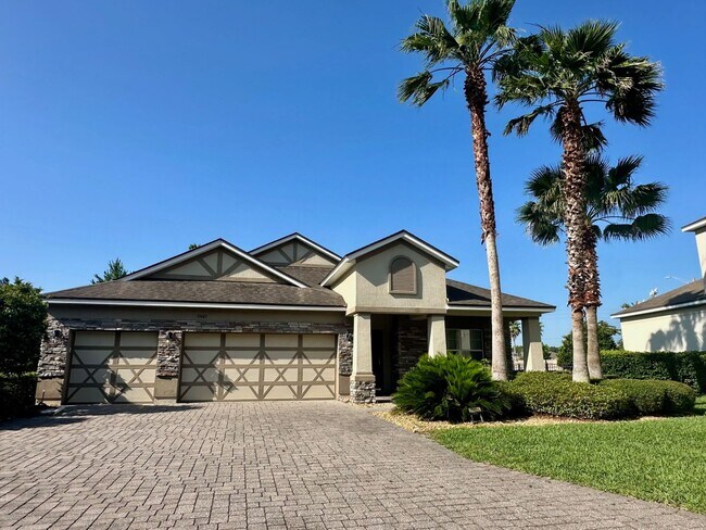 Building Photo - 4/4 Plus Office, Plus In-Law Suite/Gate Se...