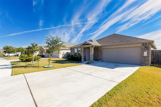 Building Photo - 730 Carol Dr