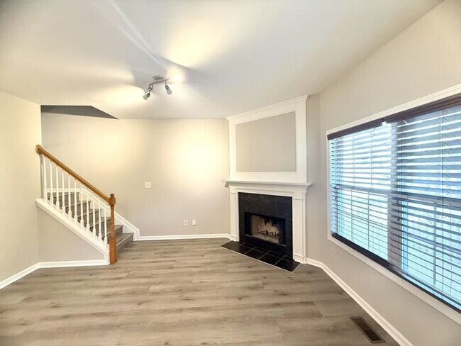 Building Photo - 2168 Pebble Beach Dr