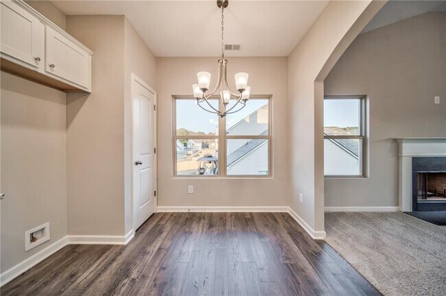 Building Photo - 21 Belfield Ct