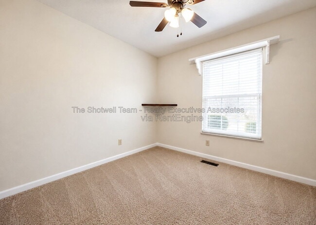 Building Photo - 8006 Wilnoty Dr