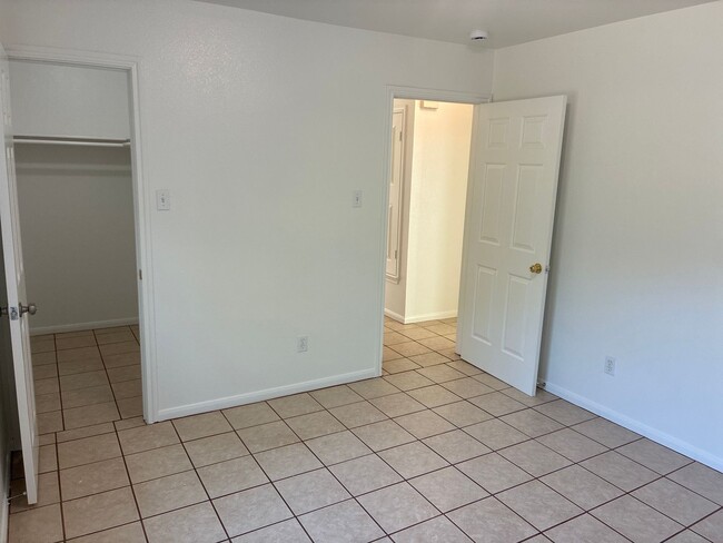 Building Photo - 1408_PEREZ ST