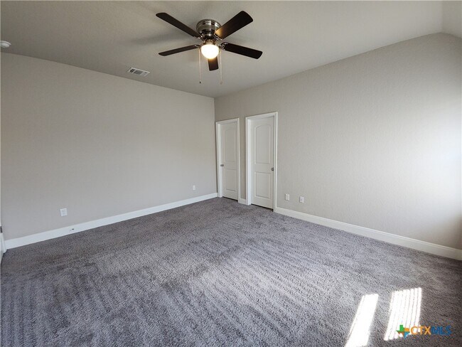 Building Photo - 2021 Rueben Rd