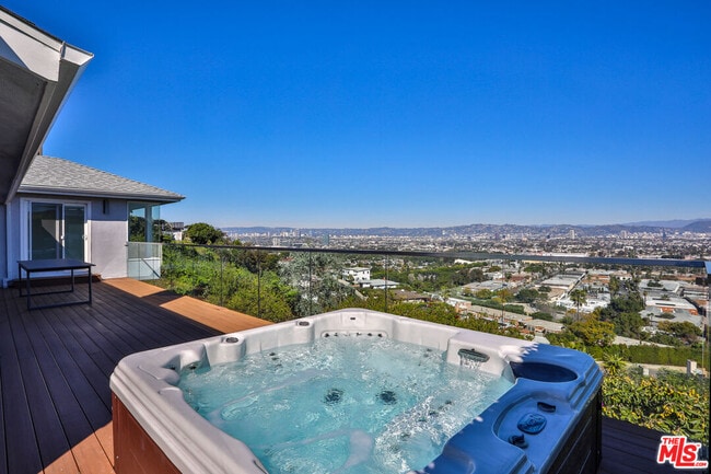 Building Photo - 4547 Don Milagro Dr