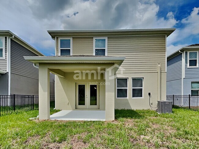Building Photo - 27243 St Andrews Ave
