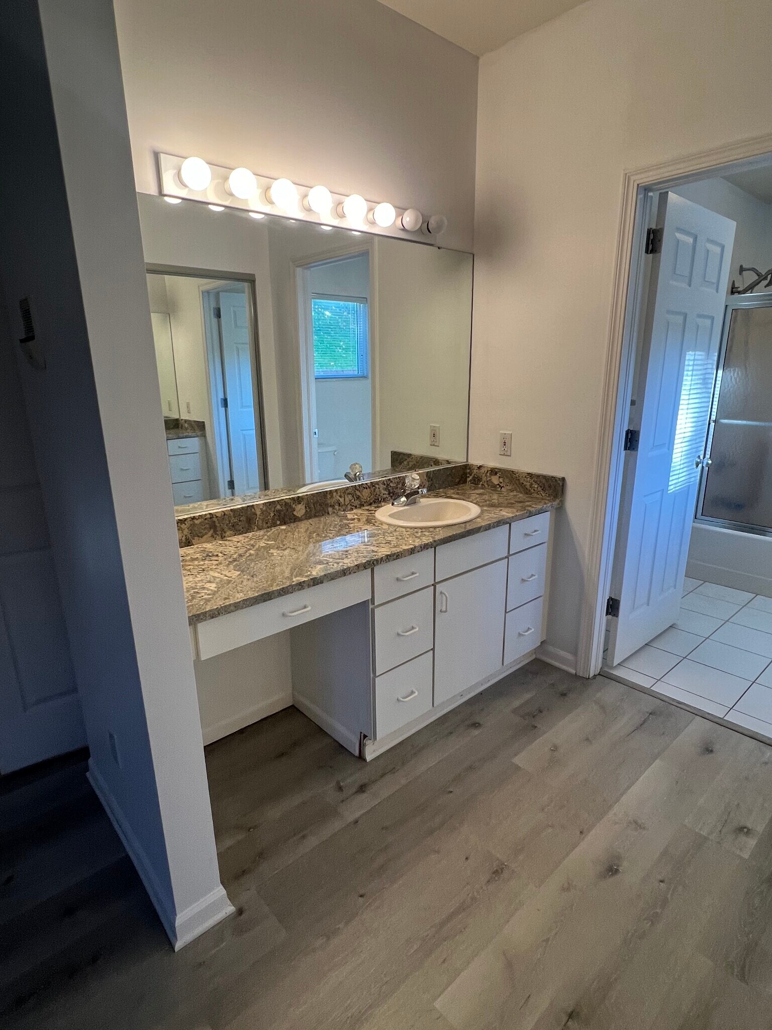 Building Photo - 6505 Saint Andrews Dr