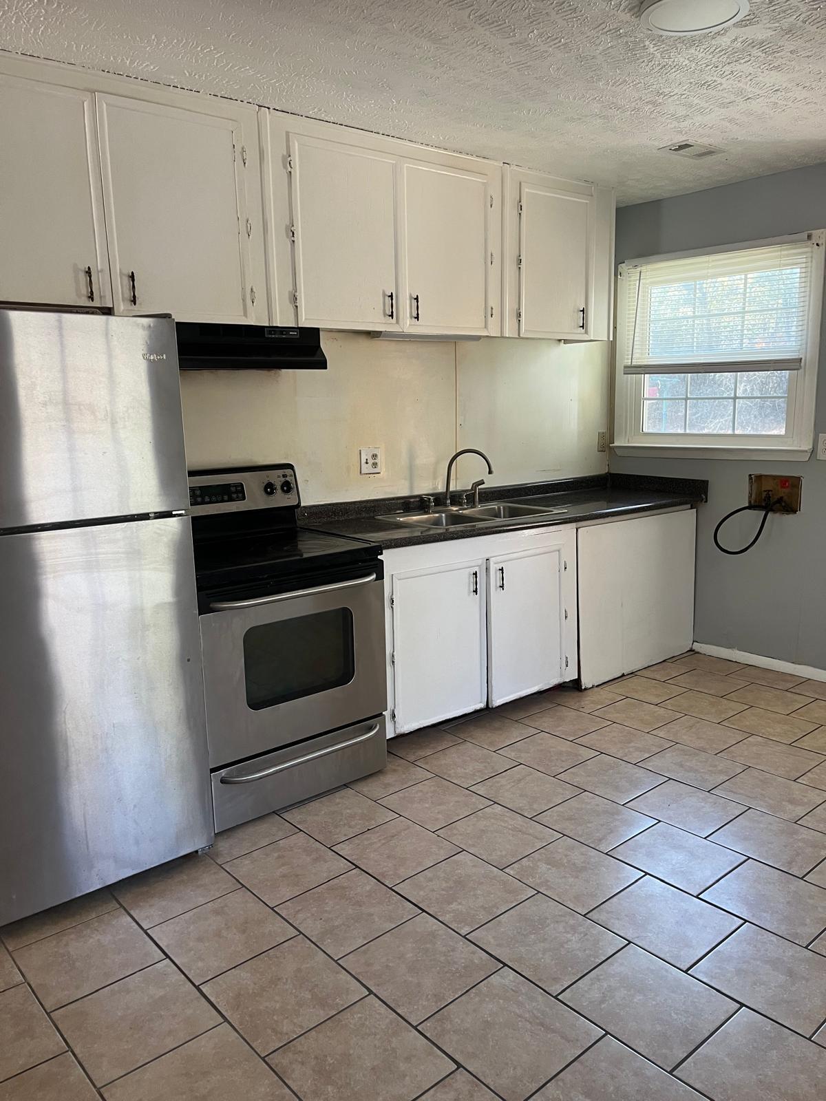 Building Photo - 212 Preston Ave