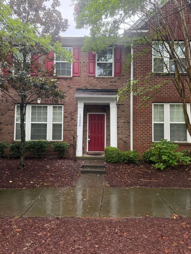 Primary Photo - Charming 3-bedroom, 2-bath home located in...