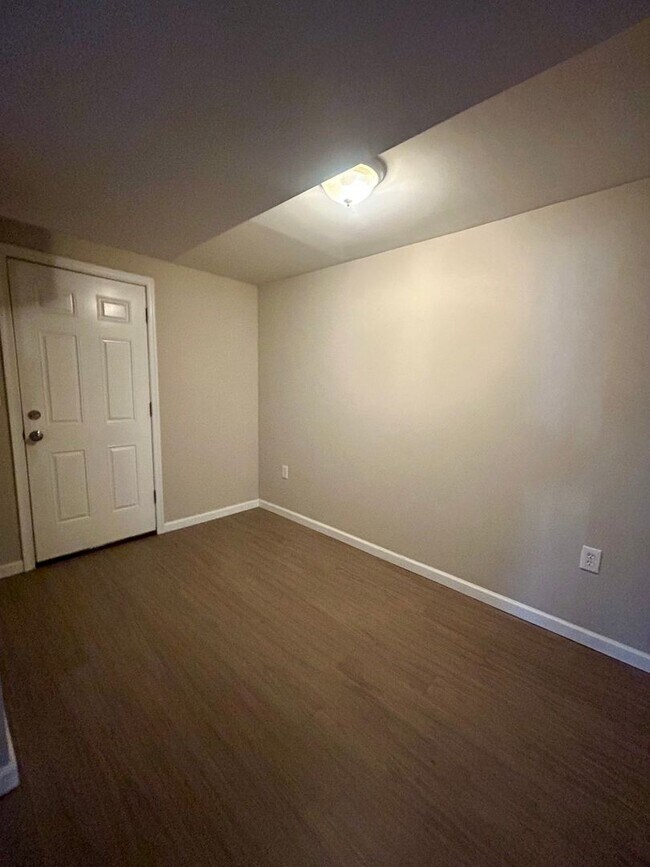 Building Photo - 3-bedroom Cape Cod in Susquehanna District