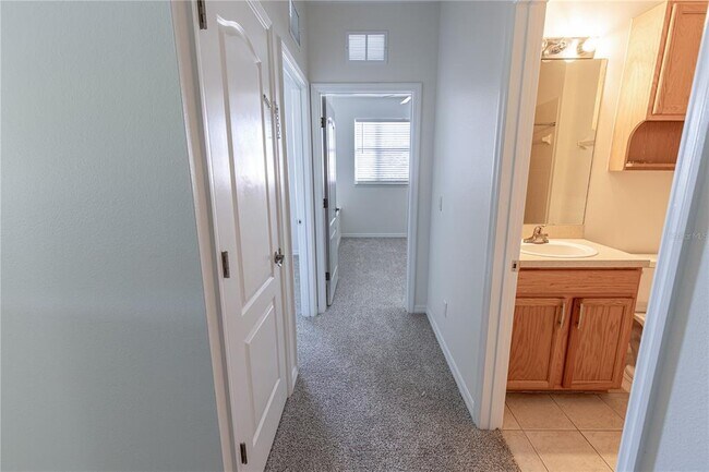 Building Photo - 1085 Jonah Dr
