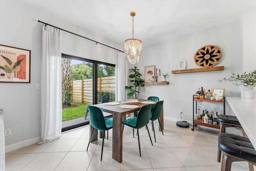 Building Photo - 4660 Silver Saw Ln