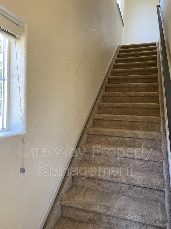 Building Photo - 6607 W 3rd St