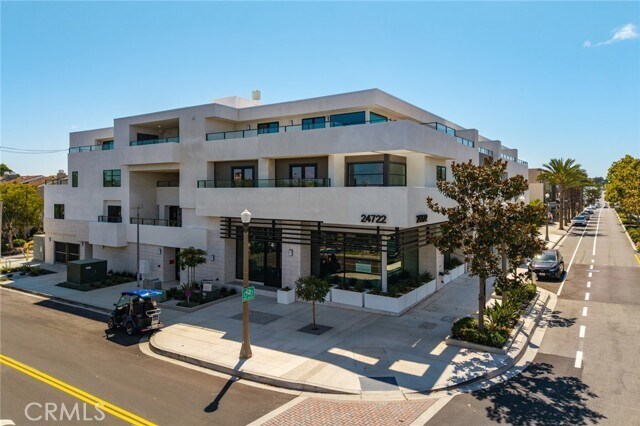 Building Photo - 24722 Del Prado Ave