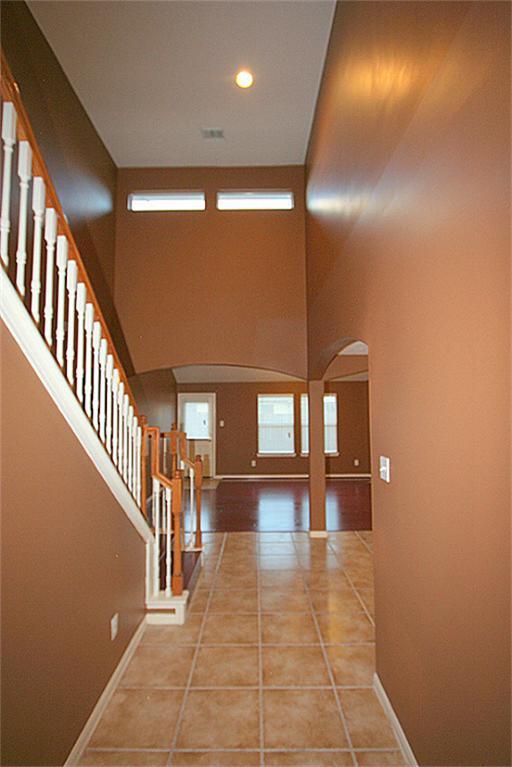 Building Photo - 3119 Myrtle Ranch Dr