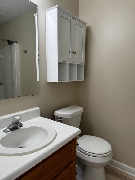 Main Floor Bath - 855 S Grant St