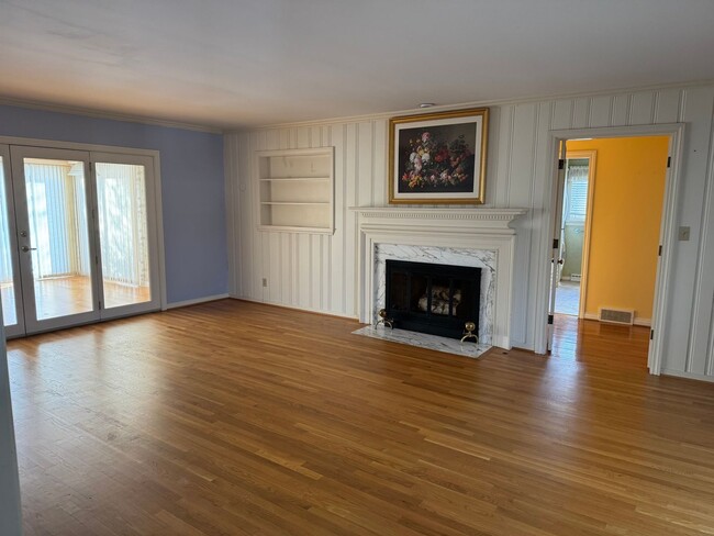 Building Photo - Spacious Ranch Home in Upper Arlington, OH