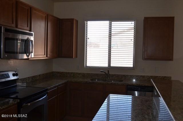 Building Photo - 9133 S Whispering Pine Dr