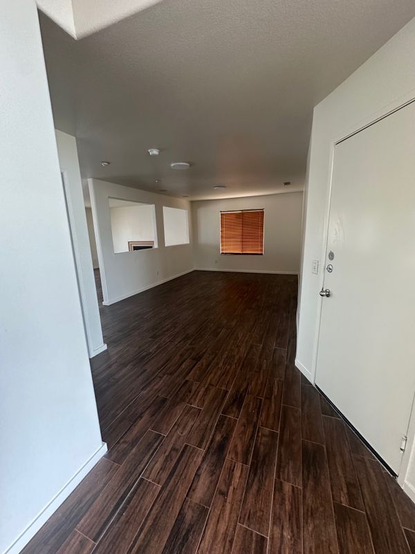 Building Photo - 26075 Prado St