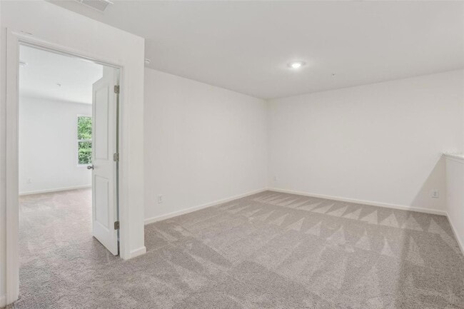 Building Photo - 2554 Grey Hawk Dr