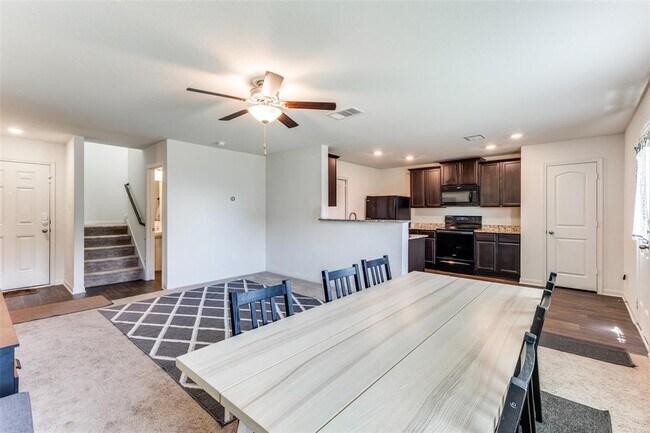 Building Photo - 773 Yearwood Ln