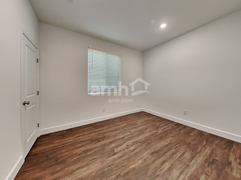 Building Photo - 126 Island Plumeria Ln