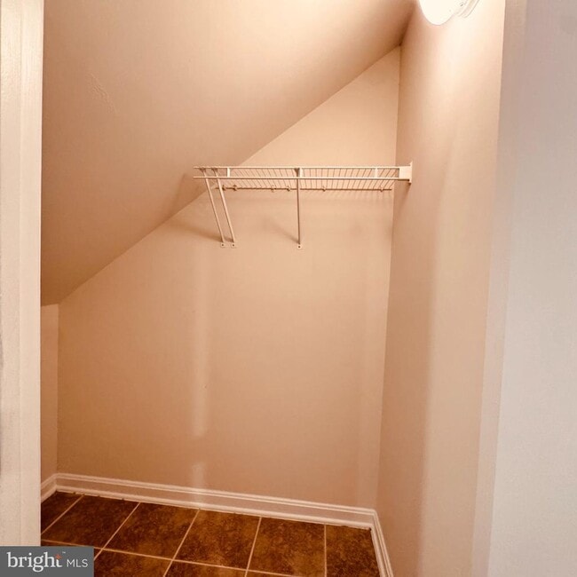 Building Photo - 8936 Singleleaf Cir