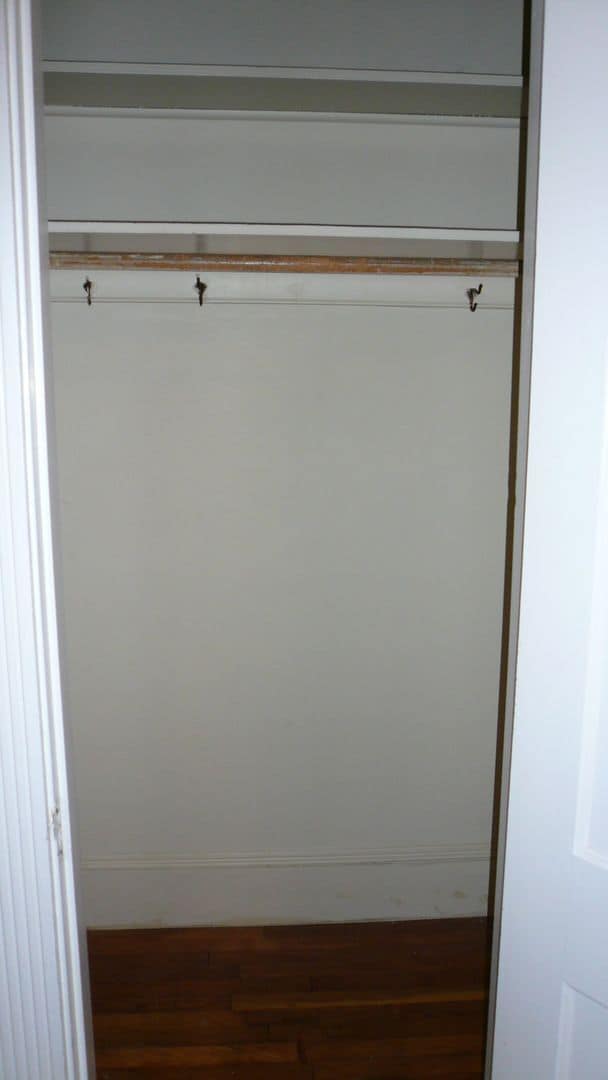 Building Photo - Packards Corner 3 bed split Heat Hw Inc NO FEE Students ok