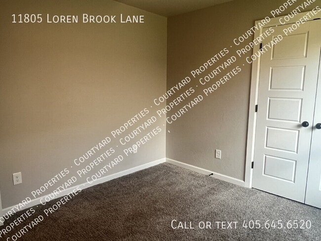 Building Photo - 11805 Loren Brook Ln