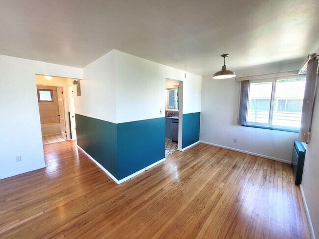 Building Photo - Spacious 2 Bedroom Condo in Downtown Bellingham - Forest St