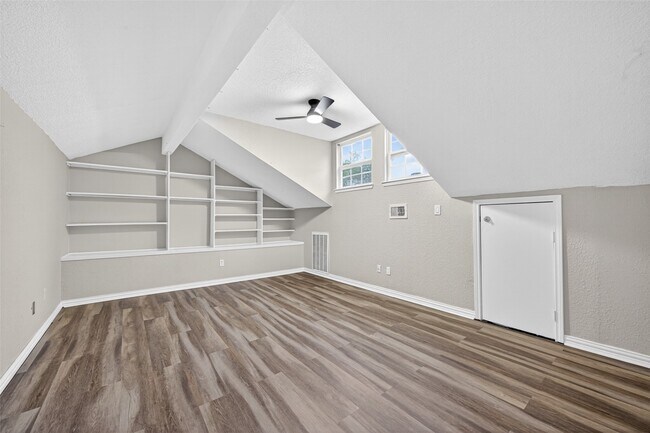 Building Photo - 12307 Gambit Dr