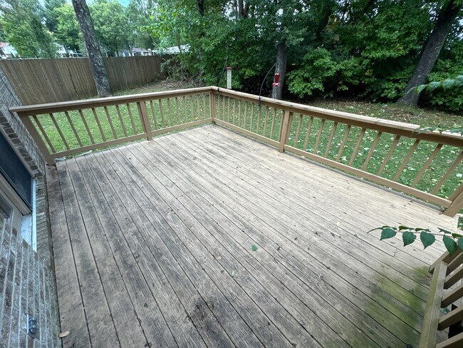 Building Photo - 10985 Eagles Cove Dr