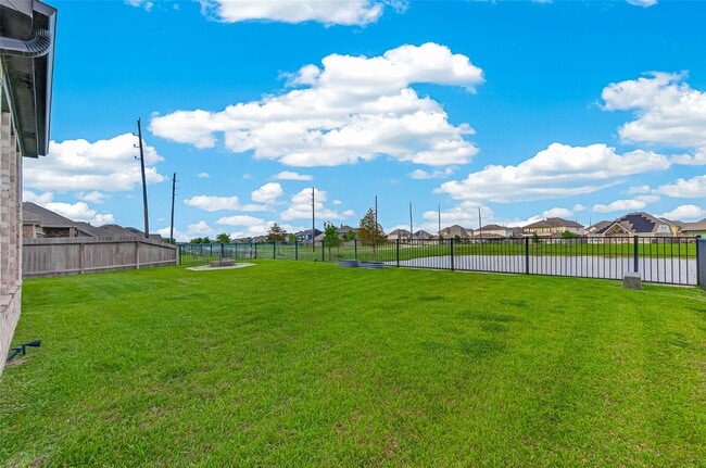 Building Photo - 6506 Tiburon Lakes Dr