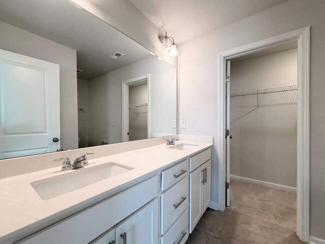 Building Photo - 196 Aster Bloom Ln