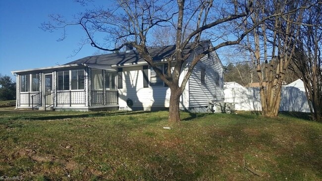 Building Photo - 1504 Talley St