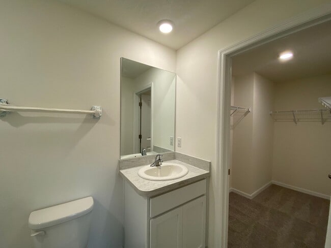 Building Photo - Not Ready for Showings until BEGINNING OF FEBRUARY... Desirable Lake Diamond Subdivision 4/2/2 **...